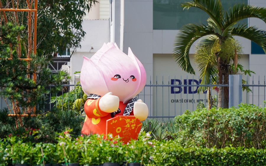 Biểu tượng bé Sen điểm nhấn của Đất Sen Hồng. Biểu tượng bé Sen điểm nhấn của Đất Sen Hồng.