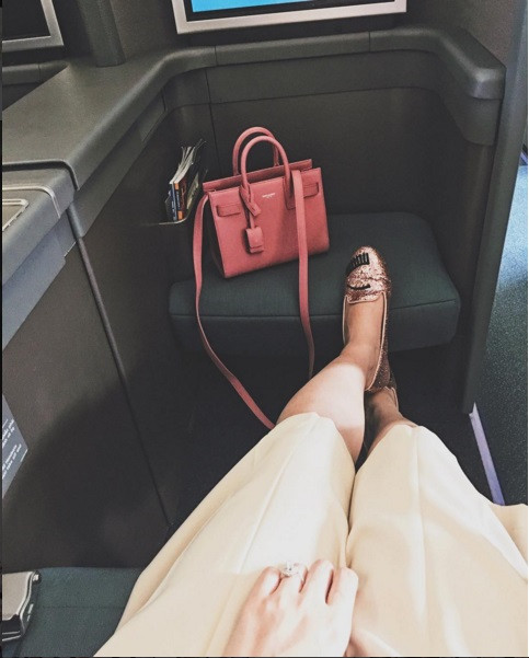 choang ngop truoc tu do tien ty cua a hau huyen my - 9