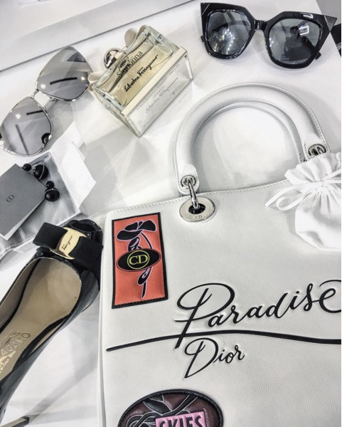 choang ngop truoc tu do tien ty cua a hau huyen my - 7