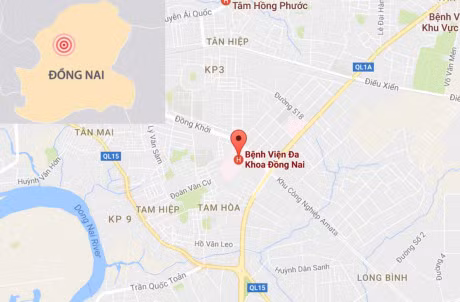 Cu ong 74 tuoi roi tu tang 10 xuong tang 3 benh vien - Anh 3