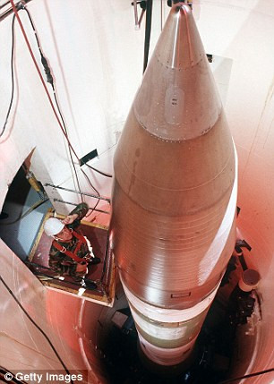 Tên lửa sẽ được bắn hướng đến mục tiêu ở khu vực Kwajalein Atoll thuộc Cộng hòa Marshall Islands ở miền Nam Thái Bình Dương. Tên lửa sẽ được bắn hướng đến mục tiêu ở khu vực Kwajalein Atoll thuộc Cộng hòa Marshall Islands ở miền Nam Thái Bình Dương.