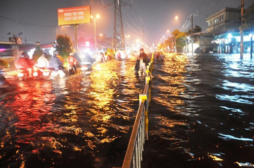 ngập, sài gòn, mưa lớn ngập, sài gòn, mưa lớn