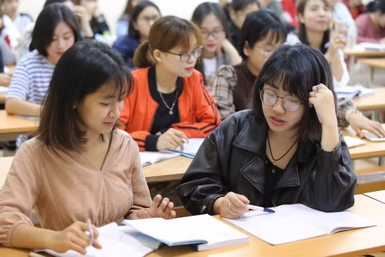 Sinh viên Trường Đại học Phương Đông (Hà Nội) trên giảng đường. Ảnh: Thế Đại