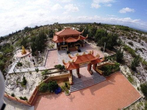 Mục sở thị lăng mộ 10 tỷ độc nhất vô nhị trên vùng sa mạc Quảng Bình - Ảnh 4