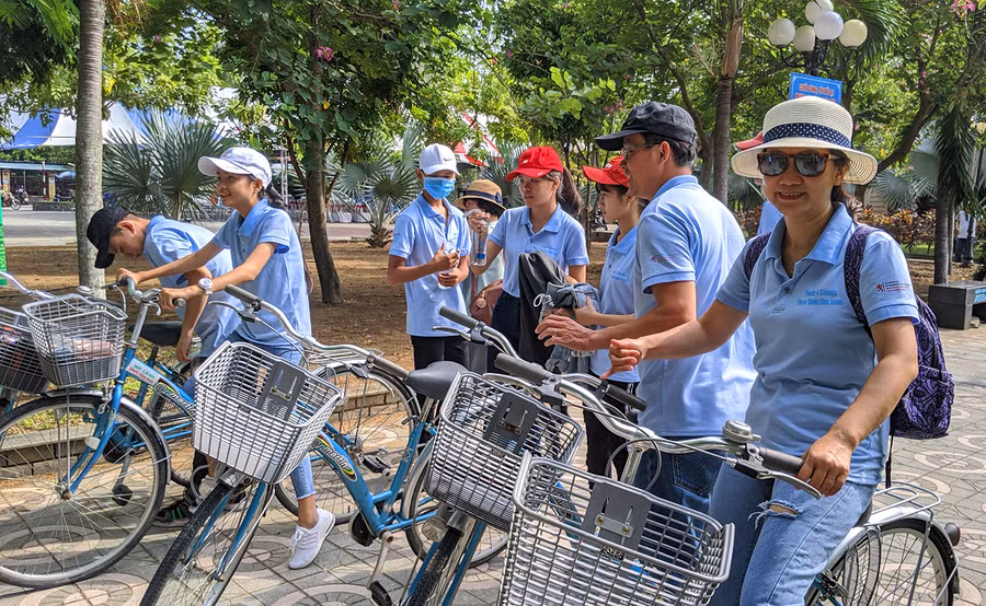 Đại diện một số tổ chức quốc tế cũng tham gia sự kiện Đạp xe Thanh niên hành động chống biến đổi khí hậu Đại diện một số tổ chức quốc tế cũng tham gia sự kiện Đạp xe Thanh niên hành động chống biến đổi khí hậu