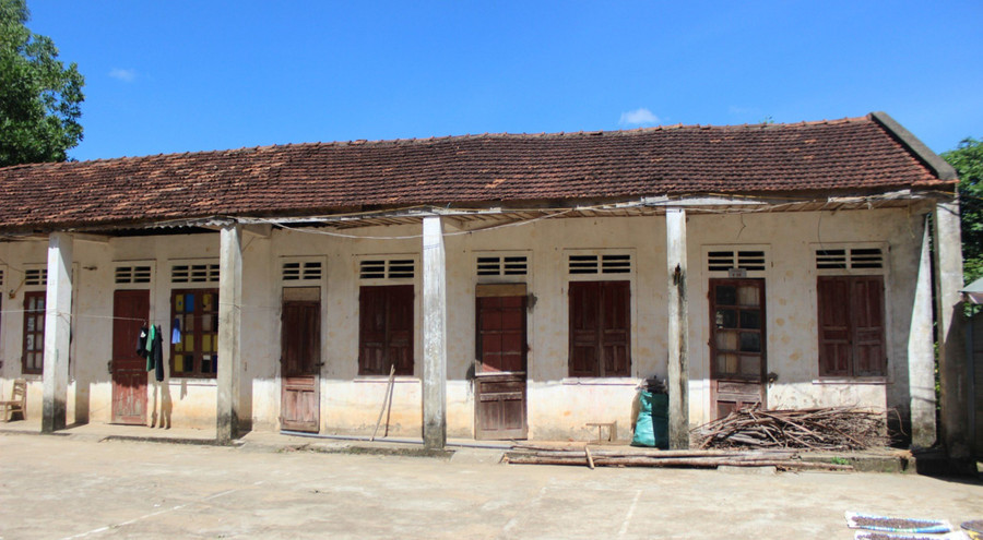 Một dãy nhà nội trú tại Trường THCS Kỳ Thượng (huyện Kỳ Anh, Hà Tĩnh). Một dãy nhà nội trú tại Trường THCS Kỳ Thượng (huyện Kỳ Anh, Hà Tĩnh).