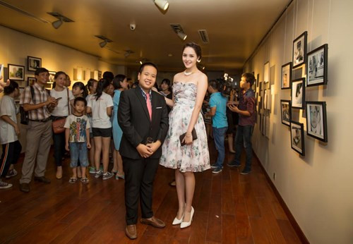 Á hậu Hoàng Anh rạng rỡ gặp