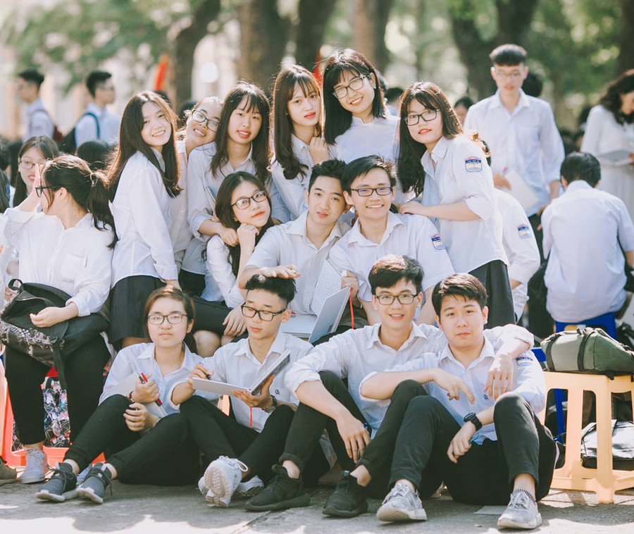 Học sinh Trường THPT Chu Văn An Học sinh Trường THPT Chu Văn An