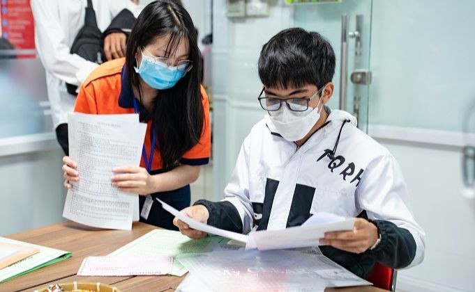 Trường Đại học Công nghệ TPHCM nhận hồ sơ xét tuyển học bạ đợt đầu tiên đến 31/3. Trường Đại học Công nghệ TPHCM nhận hồ sơ xét tuyển học bạ đợt đầu tiên đến 31/3.