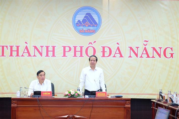 Bộ trưởng Nguyễn Kim Sơn lưu ý về công tác chuẩn bị, tổ chức Đại hội Thể thao học sinh Đông Nam Á lần thứ 13 năm 2024. Ảnh MOET. Bộ trưởng Nguyễn Kim Sơn lưu ý về công tác chuẩn bị, tổ chức Đại hội Thể thao học sinh Đông Nam Á lần thứ 13 năm 2024. Ảnh MOET.