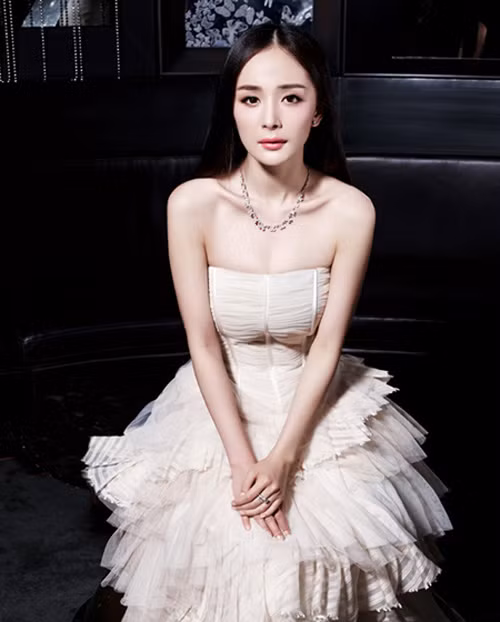 Triệu Vy - Nữ nghệ sĩ 