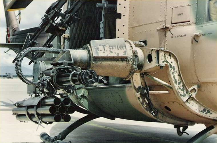 Điều chưa biết về trực thăng UH-1 Việt Nam bị rơi - Hình 8 Dieu chua biet ve truc thang UH-1 Viet Nam bi roi-Hinh-8
