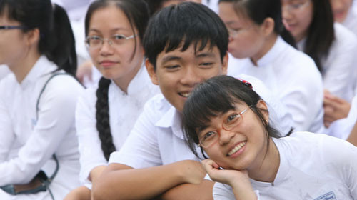 Điều chỉnh các quy định liên quan đến đội ngũ trường THPT chuyên