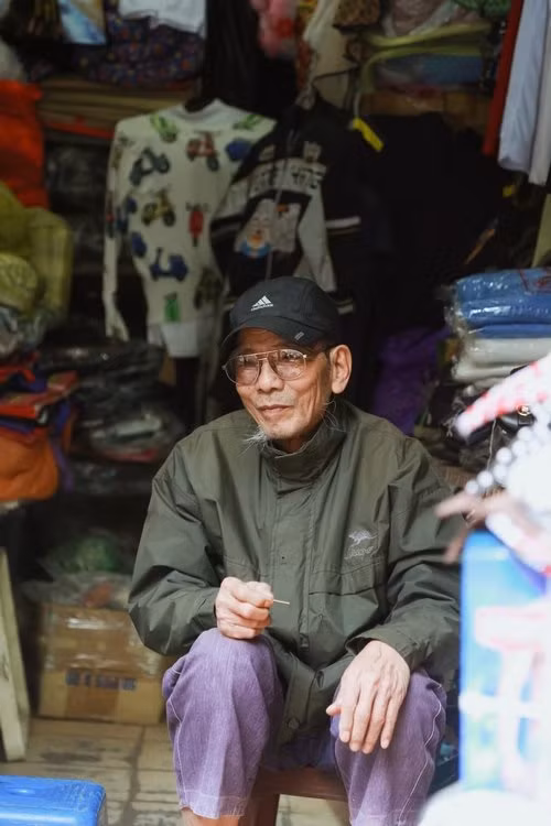 hinh anh nsut tran hanh va niem vui moi som mai hinh anh 1