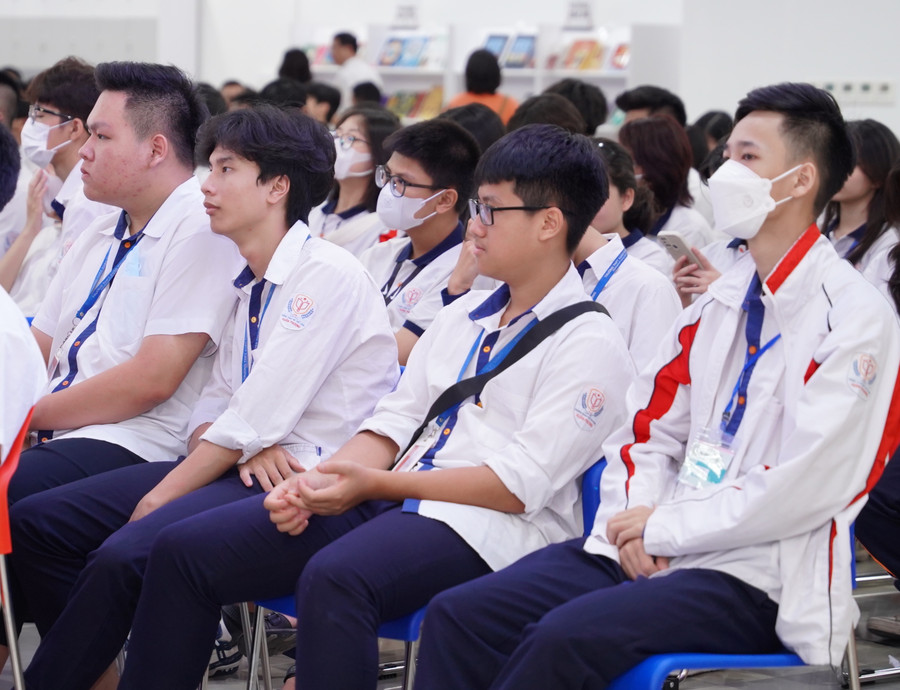 Học sinh Hà Nội nghe các chuyên gia truyền cảm hứng về khởi nghiệp. Ảnh TL. Học sinh Hà Nội nghe các chuyên gia truyền cảm hứng về khởi nghiệp. Ảnh TL.