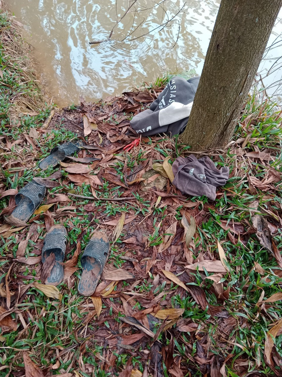 Hiện trường nơi hai em Hoàng Anh Việt sinh năm 2012 và Hoàng Thiên Ân sinh năm 2014(hai anh em ruột) là học sinh trường tiểu học Thành Công 2 bị đuối nước.