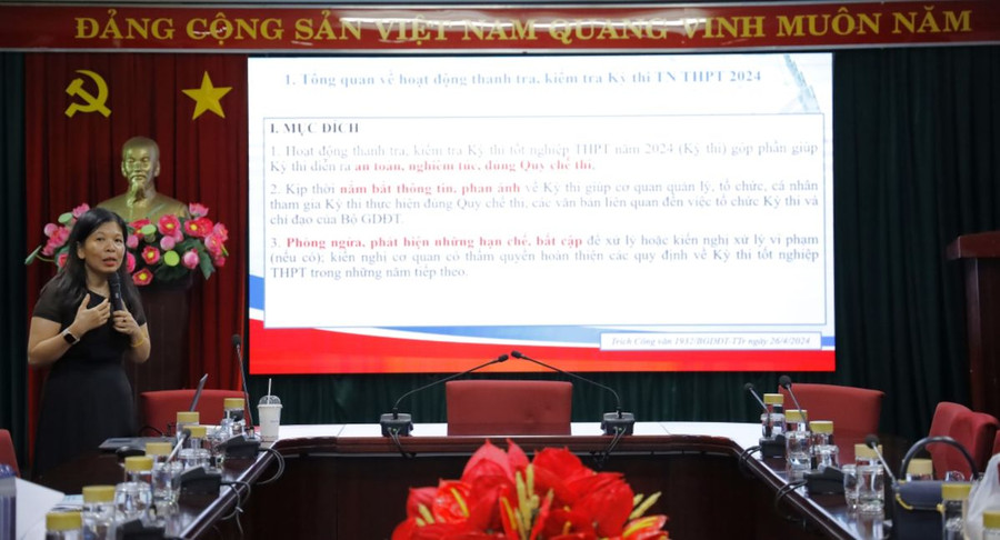 PGS.TS Đoàn Thị Phương Diệp tập huấn nghiệp vụ thanh - kiểm tra cho cán bộ Trường Đại học Kinh tế - Luật, Đại học Quốc gia TPHCM. Ảnh: UEL PGS.TS Đoàn Thị Phương Diệp tập huấn nghiệp vụ thanh - kiểm tra cho cán bộ Trường Đại học Kinh tế - Luật, Đại học Quốc gia TPHCM. Ảnh: UEL