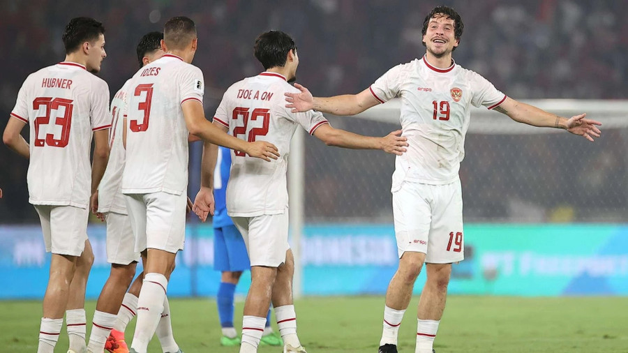 Dàn cầu thủ nhập tịch giúp Indonesia lọt vào vòng loại thứ 3 World Cup 2026 khu vực châu Á. Ảnh: ITN. Dàn cầu thủ nhập tịch giúp Indonesia lọt vào vòng loại thứ 3 World Cup 2026 khu vực châu Á. Ảnh: ITN.