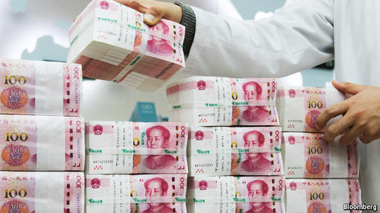 Trung Quốc chìm ngập trong nợ xấu ảnh 1 Trung Quốc đang chìm ngập trong nợ xấu. Ảnh: Bloomberg