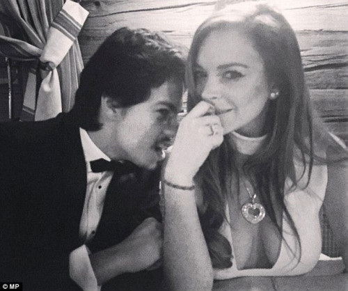 Bạn trai siêu giàu của ‘cô nàng lắm chiêu’ Lindsay Lohan là ai?