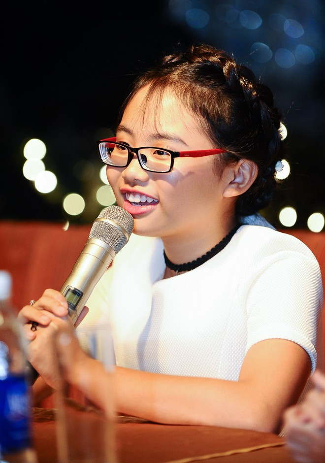 Phương Mỹ Chi ngày càng chững chạc sau vài năm đi hát. Phương Mỹ Chi đầu tư nửa tỷ đồng quay phim ngắn