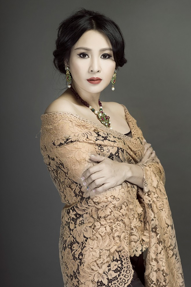 Theo Thanh Lam, âm nhạc là cầu nối giúp 4 diva có sự đồng điệu và gần gũi. Hồng Nhung ngưỡng mộ khả năng