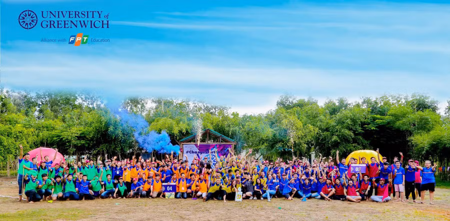 Thầy, trò ĐH Greenwich (Việt Nam) “bật mí” chuyện học