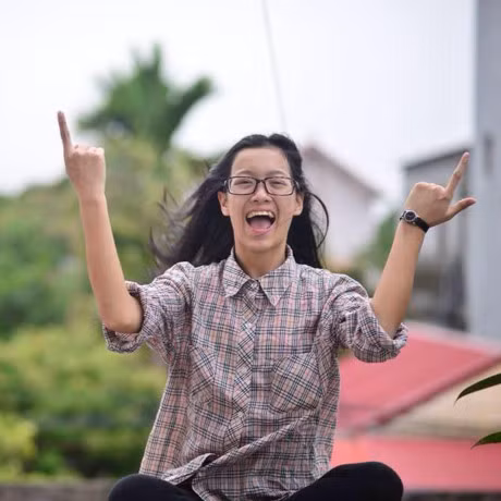 9X bat xe tu Bac Ninh ra Ha Noi noi chuyen voi Tay de hoc tieng Anh - Anh 15