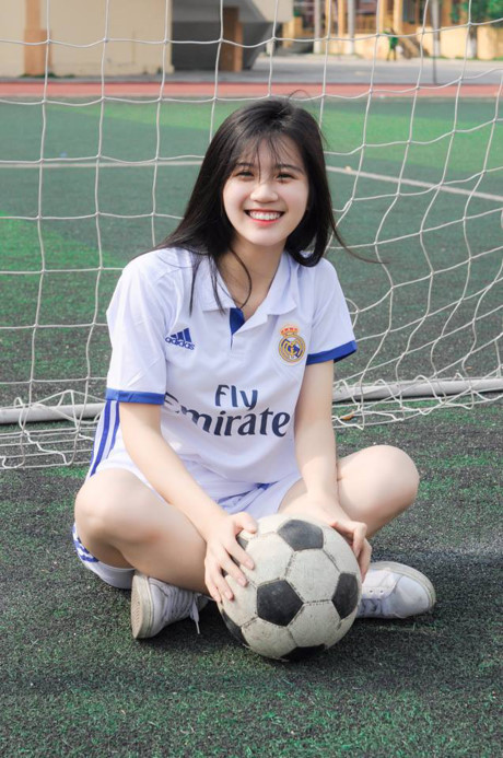 Vẻ xinh tươi Hoa khôi Học viện An ninh nhân dân - Ảnh 8 Ve xinh tuoi Hoa khoi Hoc vien An ninh nhan dan - Anh 8