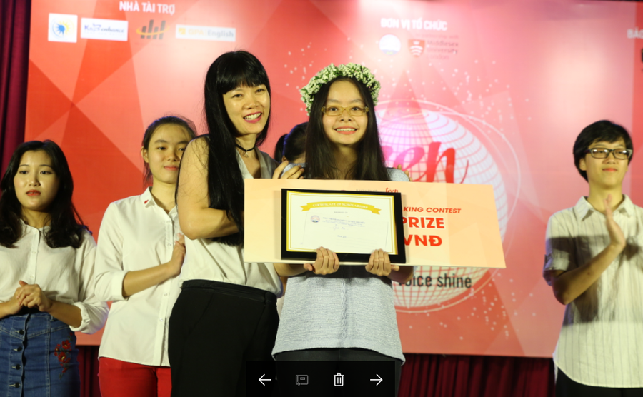 Tìm ra thí sinh “diễn thuyết siêu đẳng” bằng tiếng Anh ảnh 10