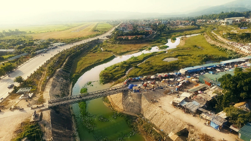 Cầu Mường Thanh bắc qua sông Nậm Rốm. Ảnh: Báo Điện Biên Phủ Cầu Mường Thanh bắc qua sông Nậm Rốm. Ảnh: Báo Điện Biên Phủ