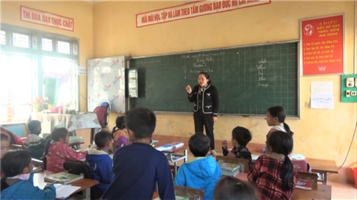 Cô giáo Nguyễn Thị Như Thảo lên lớp tiết tiếng Anh. Cô giáo Nguyễn Thị Như Thảo lên lớp tiết tiếng Anh.