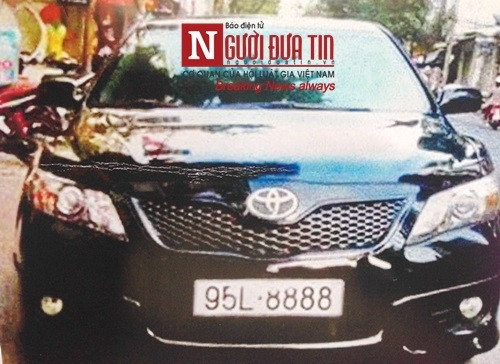 Trung tá Công an lái xe lọt sông Trung tá Công an lái xe lọt sông