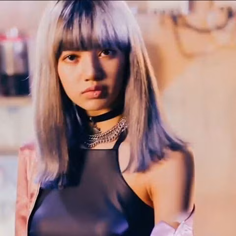 Những lần các thành viên BLACKPINK "mượn đồ" của nhau khiến fan phát sốt ảnh 18