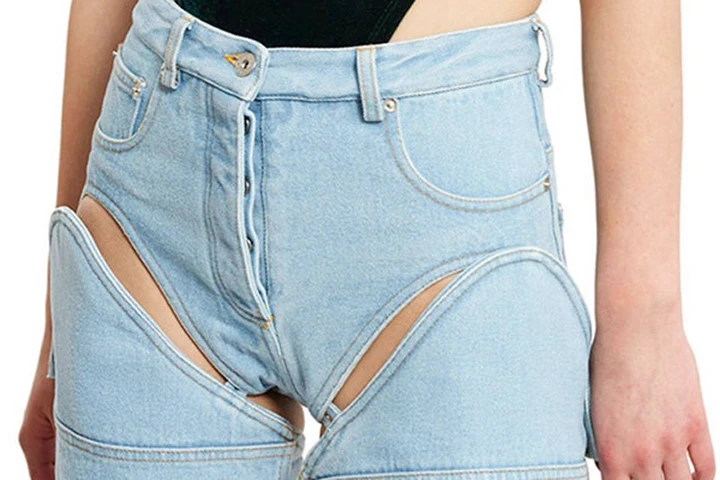 Lại xuất hiện kiểu quần jeans lạ trong làng mốt