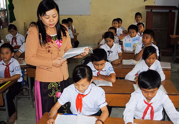 Giảm định mức tiết dạy cho GV làm công tác công đoàn không chuyên trách