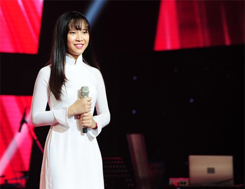 Ngắm 4 cô gái xinh đẹp nhất Giọng hát Việt 2015