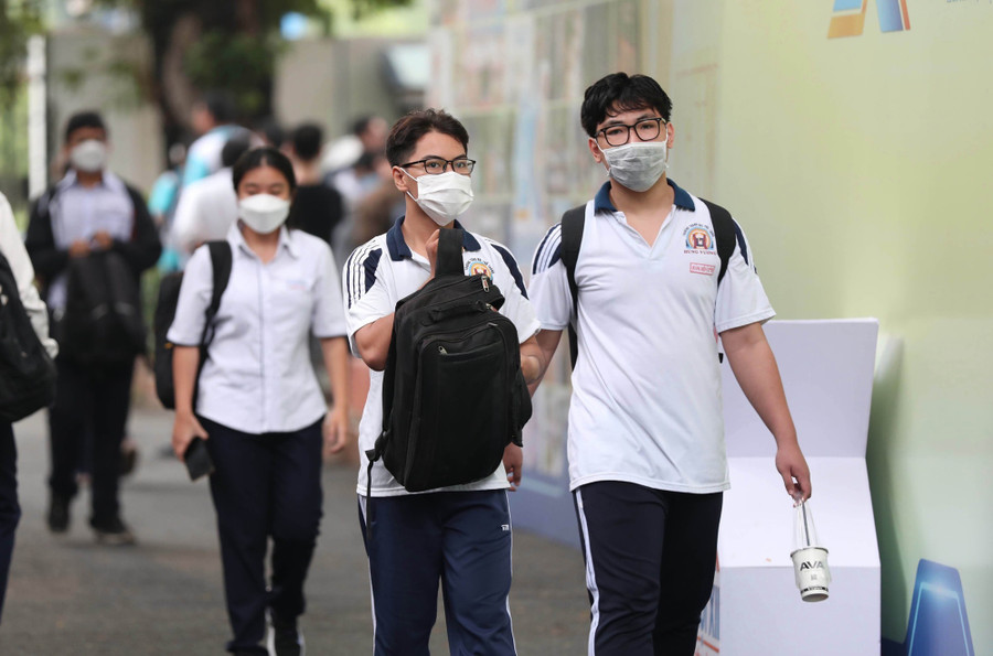 Thí sinh tham dự Kỳ thi đánh giá năng lực năm 2023 do ĐH Quốc gia TPHCM tổ chức. Ảnh: INT Thí sinh tham dự Kỳ thi đánh giá năng lực năm 2023 do ĐH Quốc gia TPHCM tổ chức. Ảnh: INT