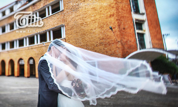 Chuyện yêu ngọt ngào của cặp đôi cùng lớp ‘em làm dâu má anh nha