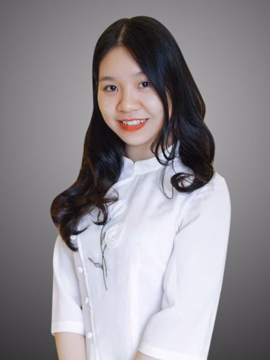 Cô Phan Kim Phượng