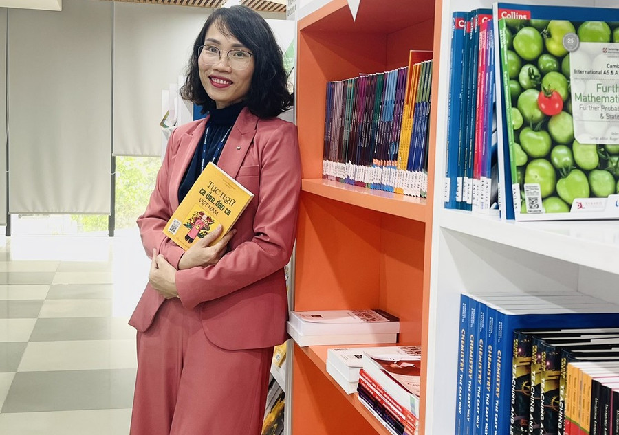 Cô Đình Thị Thủy.