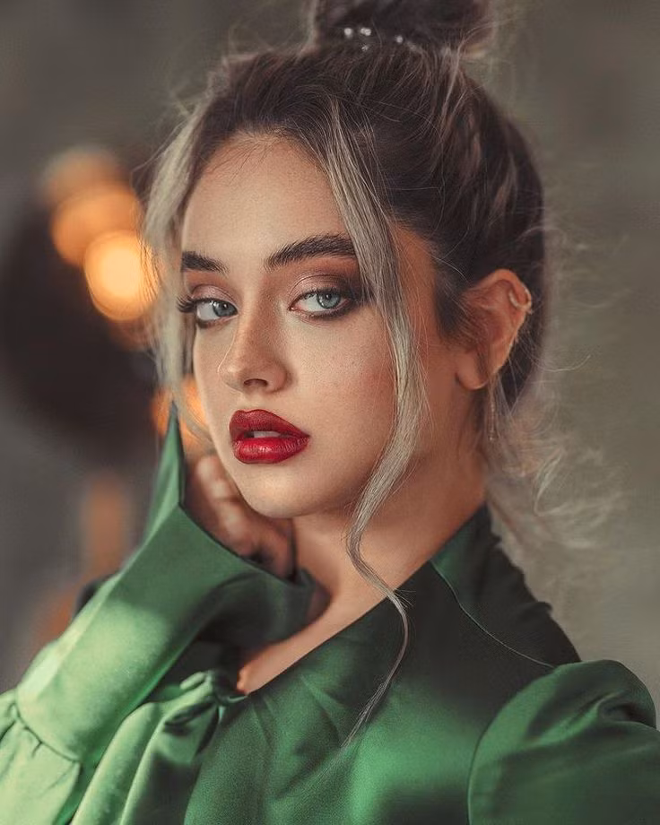 14: Kimiya Hosseini. 14: Kimiya Hosseini.