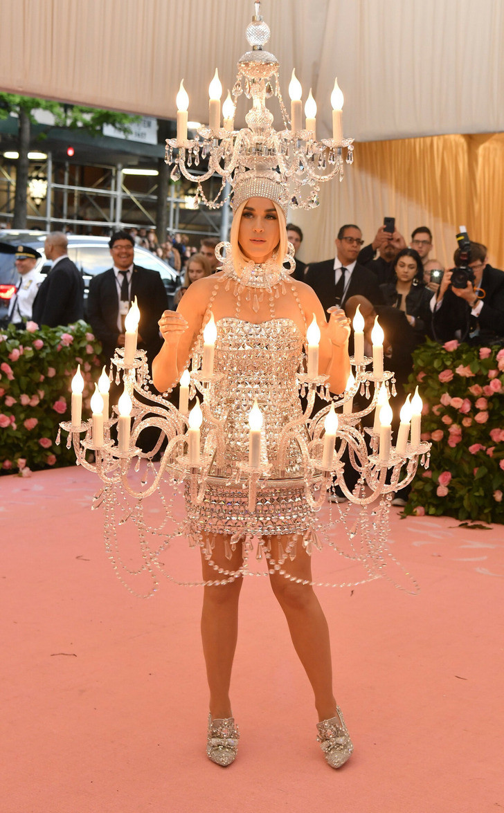 Katy Perry tại Met Gala. Katy Perry tại Met Gala.