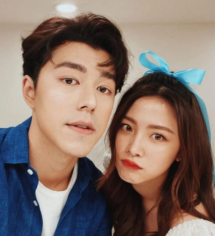 Cặp đôi Baifern Pimchanok và Nine Naphat. Cặp đôi Baifern Pimchanok và Nine Naphat.