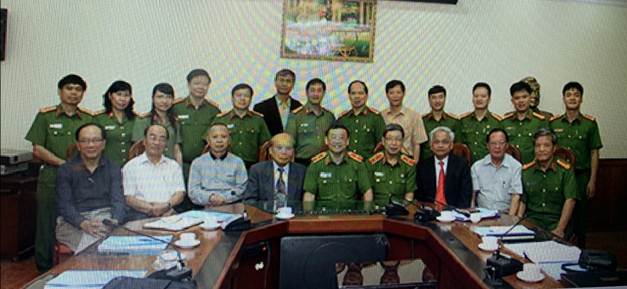 Thiếu tướng, GS.TS Ngô Sỹ Hiền - Viện trưởng Viện KHHS gặp mặt các thế hệ cán bộ lãnh đạo Viện nhân Kỷ niệm 60 năm Viện KHHS - Bộ Công an.