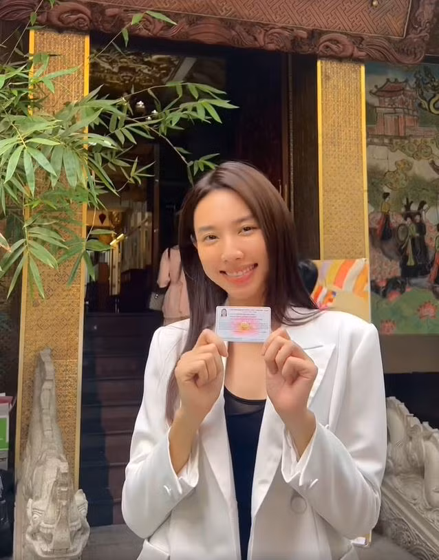 Hành trình đi đăng kí hiến tạng của Hoa hậu Thùy Tiên đã nhận được rất nhiều sự ủng hộ từ mọi người.