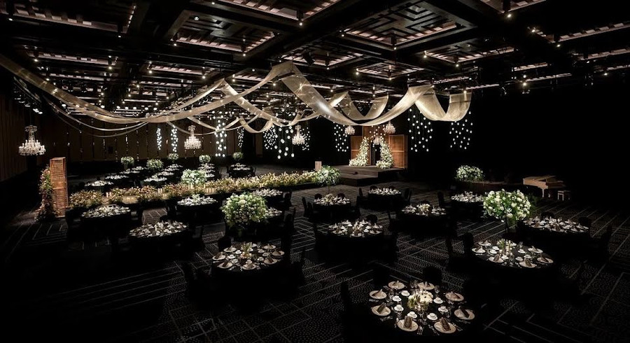 Hình ảnh bên trong của khách sạn 5 sao mà Lee Seung Gi và Lee Da In sẽ tổ chức đám cưới. Hình ảnh bên trong của khách sạn 5 sao mà Lee Seung Gi và Lee Da In sẽ tổ chức đám cưới.