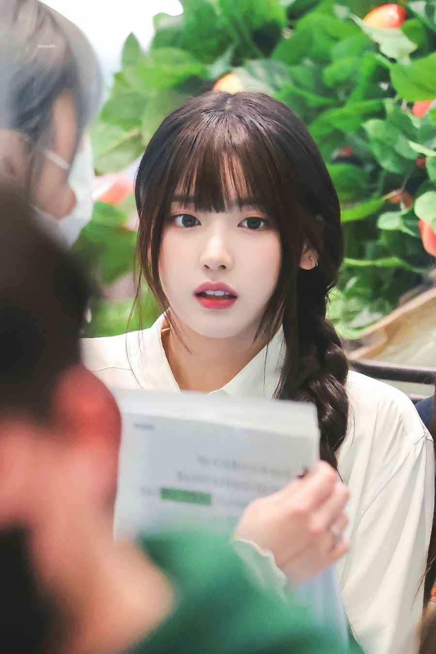 Jiwoo của NMIXX tại sự kiện Loewe.