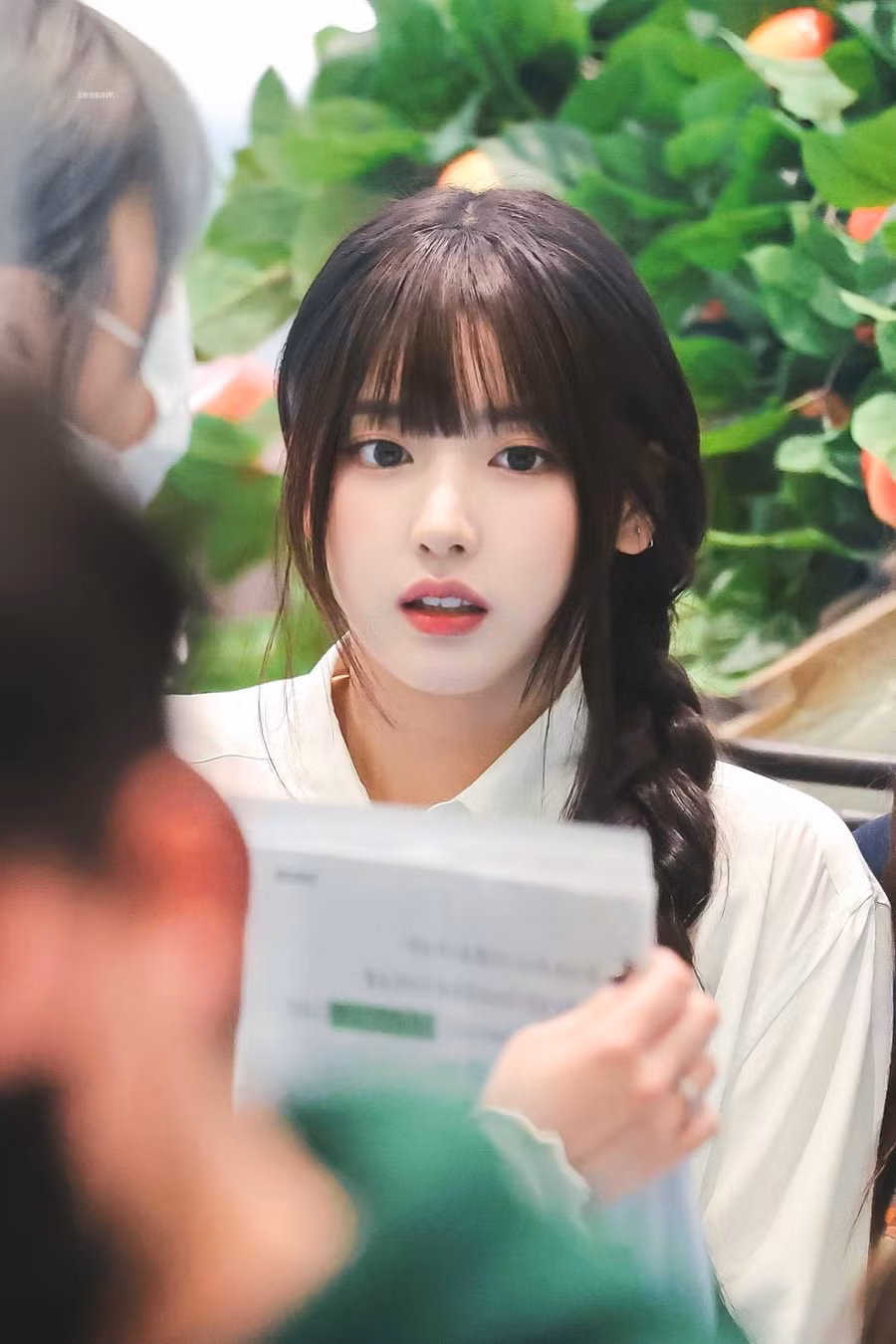 Jiwoo của NMIXX tại sự kiện Loewe.