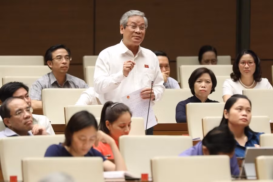 Đại biểu Lê Tuấn Tứ